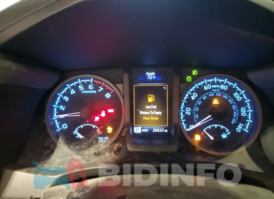 3TMCZ5AN1LM318916 Photo# 9