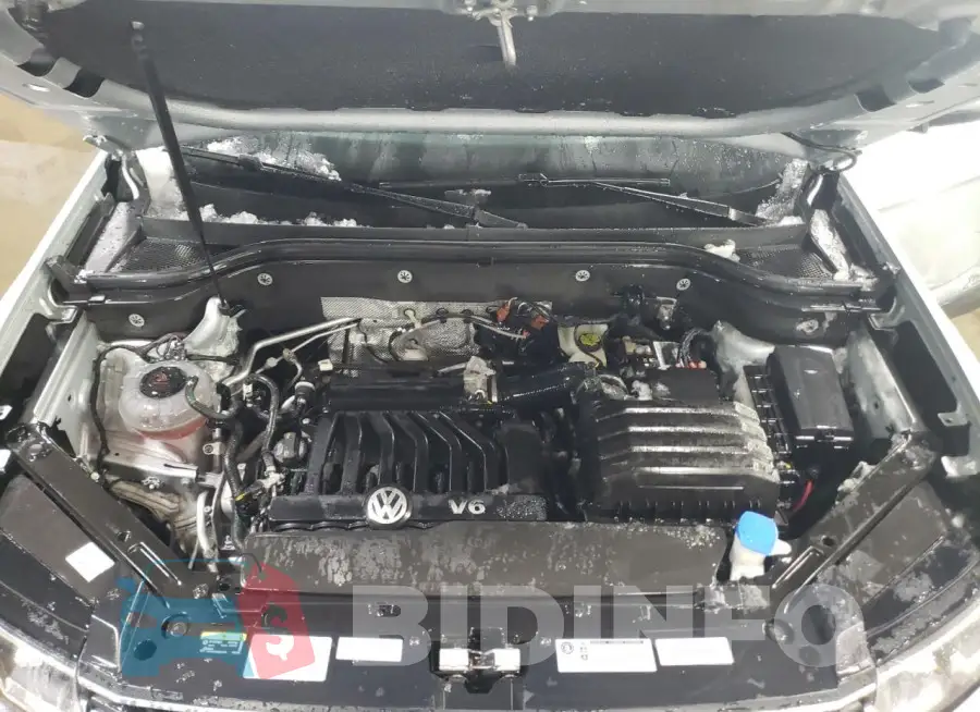1V2MR2CA4KC617795 Photo# 11