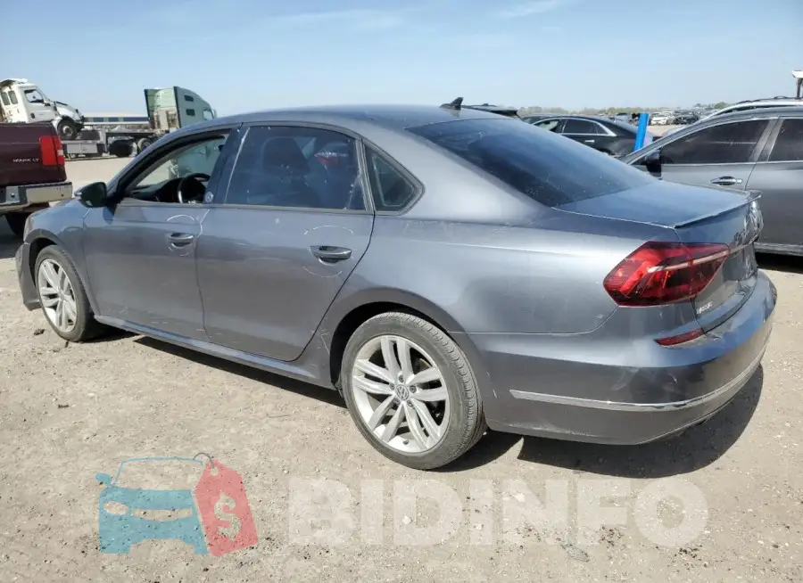 1VWLA7A33KC008717 Photo# 2