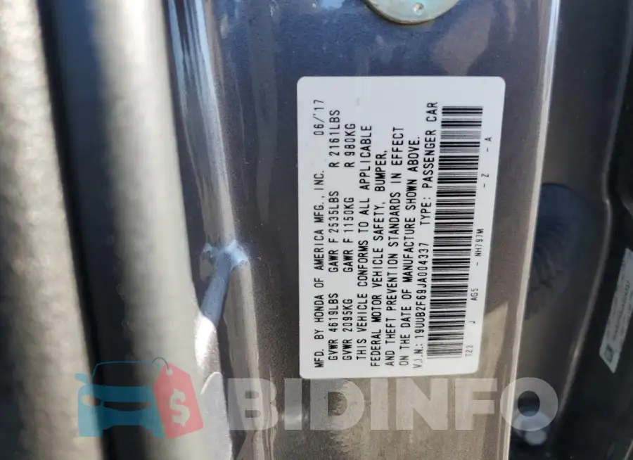 19UUB2F69JA004337 Photo# 12