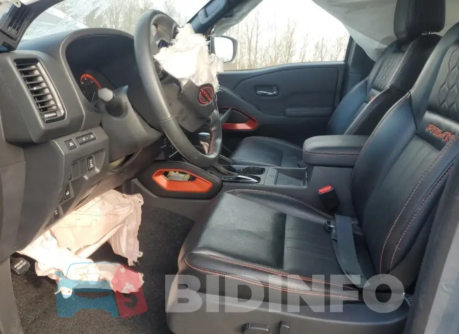 1N6ED1EK4PN652883 Photo# 7