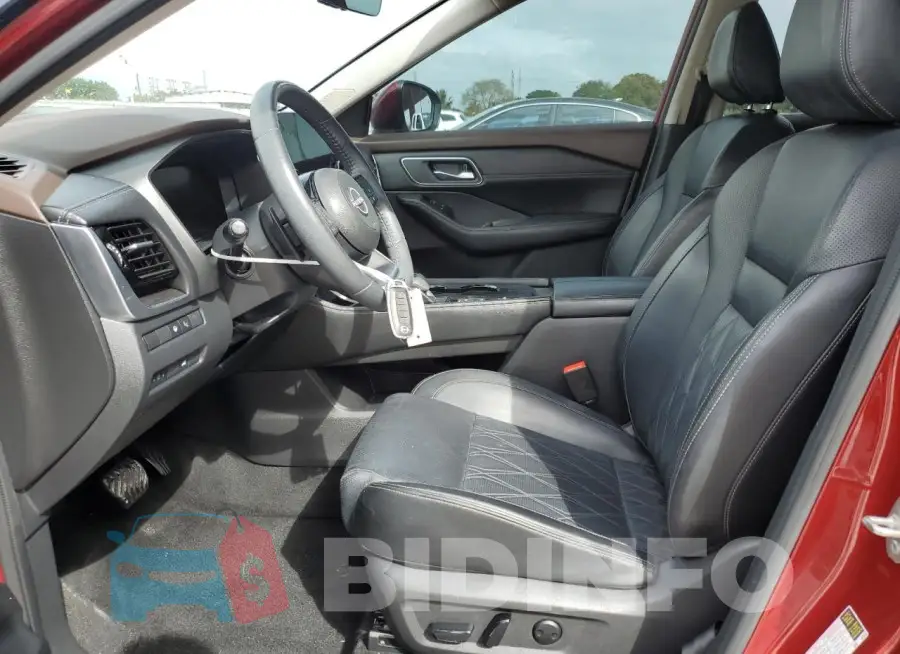 JN8BT3DCXPW102827 Photo# 7