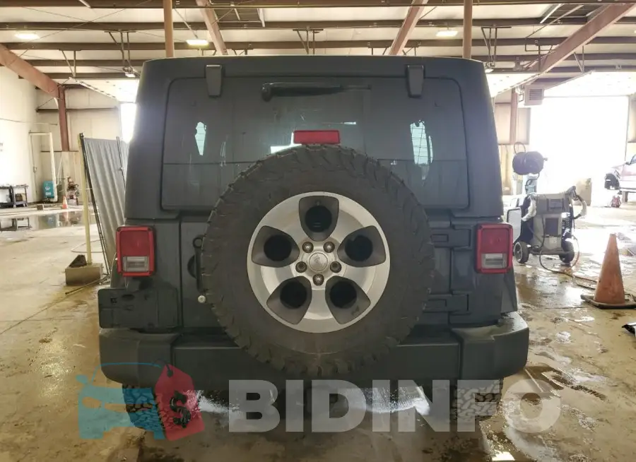 1C4BJWEG8HL738556 Photo# 6