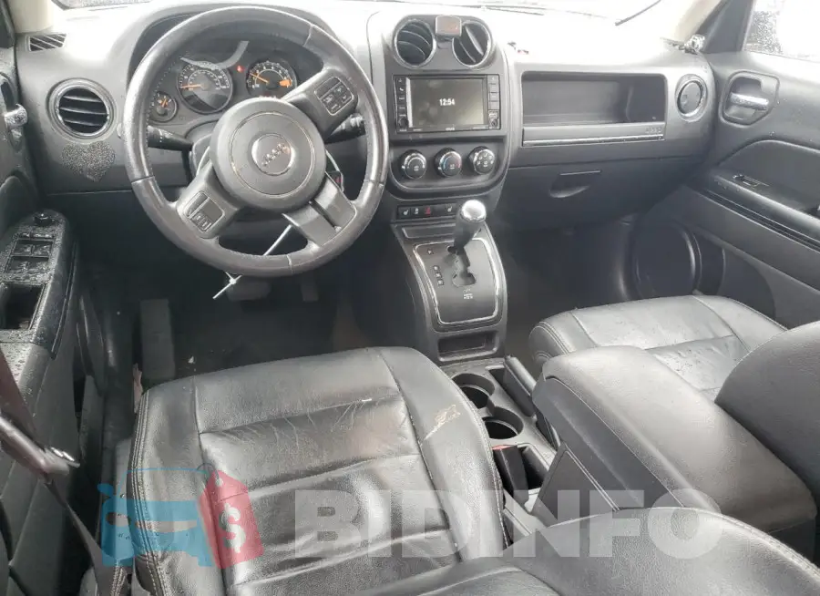 1C4NJPFAXHD207561 Photo# 8