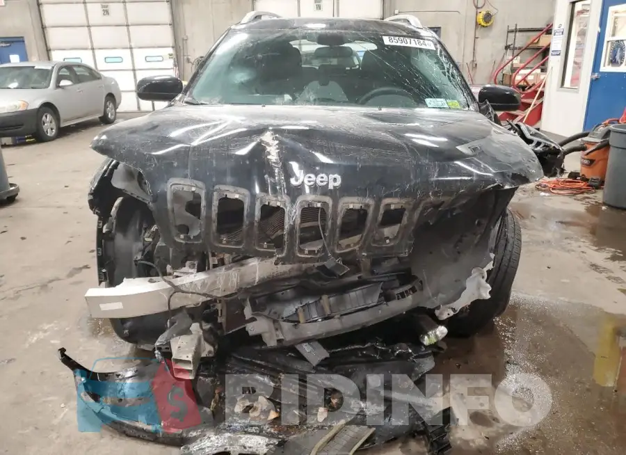 1C4PJMCB4KD329702 Photo# 5