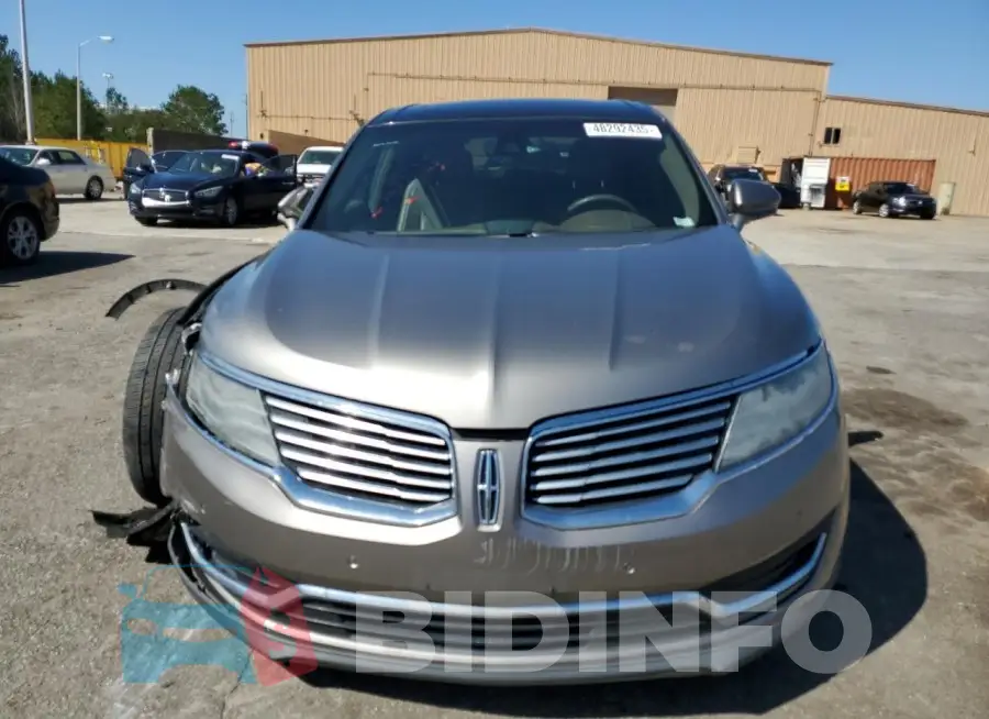 2LMPJ8LR9GBL55424 Photo# 5