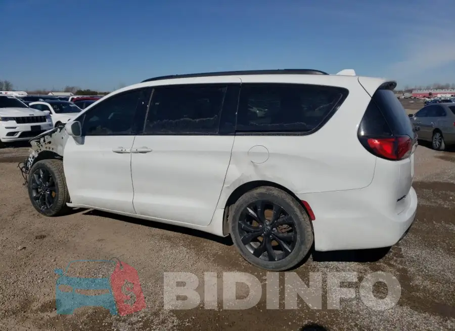 2C4RC1EG4LR270174 Photo# 2