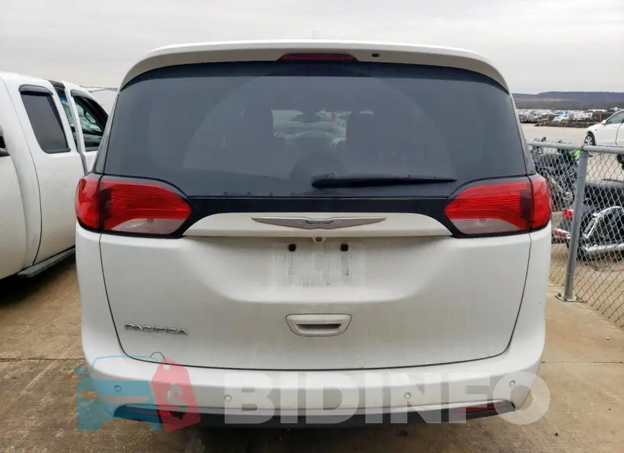 2C4RC1EG9HR743848 Photo# 6