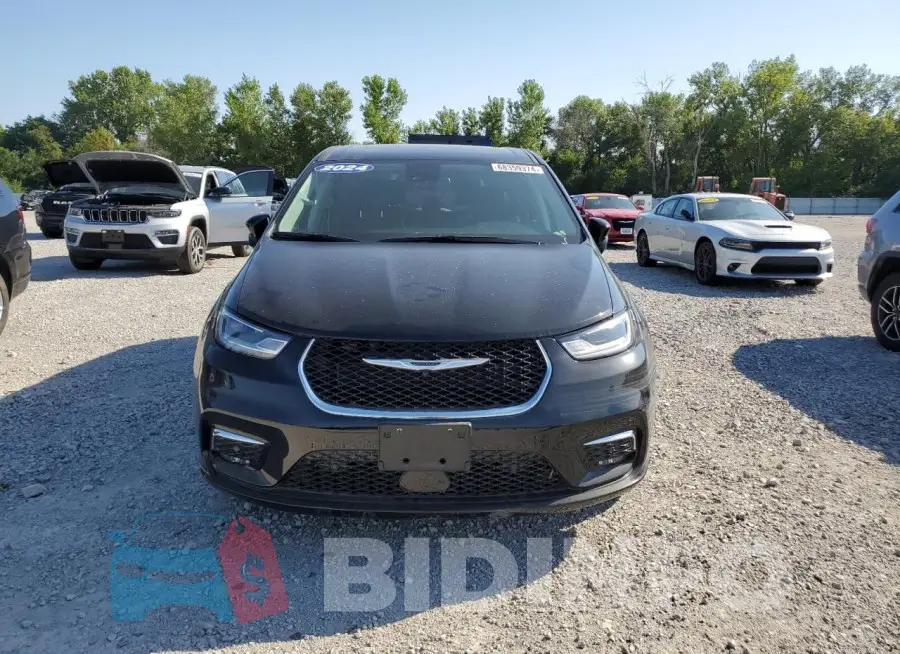 2C4RC3GG9RR138075 Photo# 5