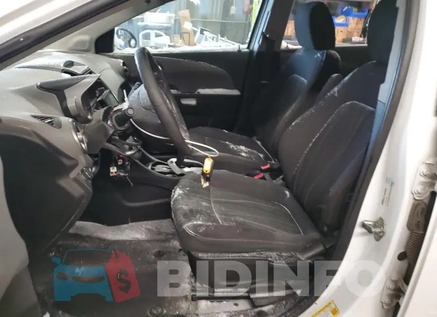 1G1JC6SH9G4163808 Photo# 7