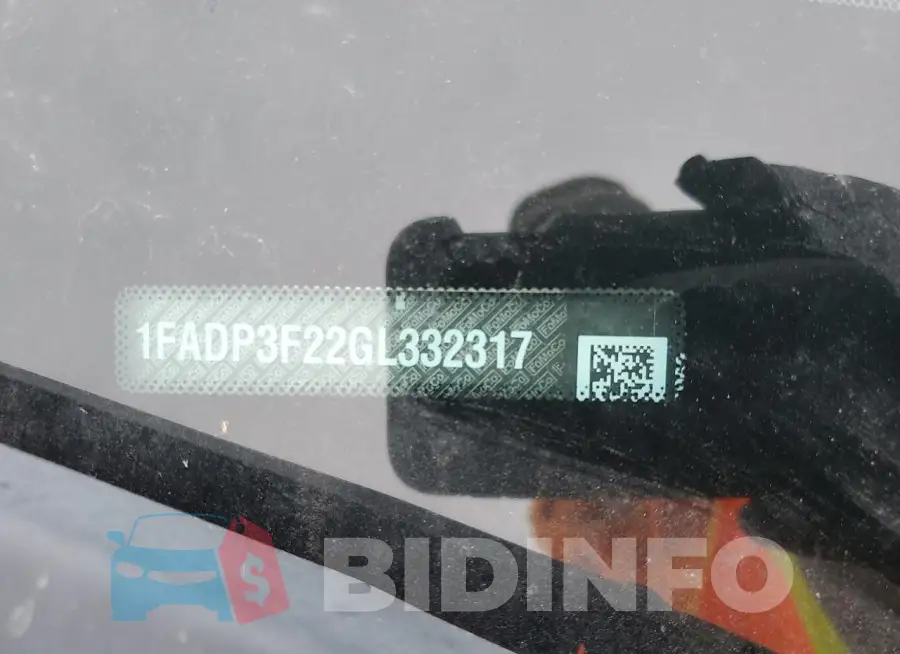 1FADP3F22GL332317 Photo# 13