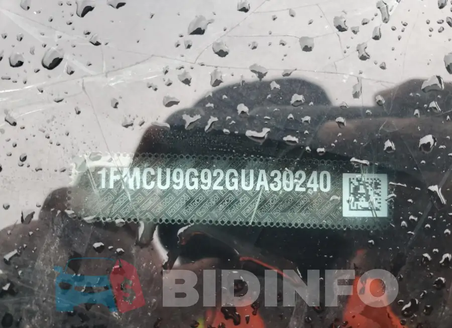 1FMCU9G92GUA30240 Photo# 13