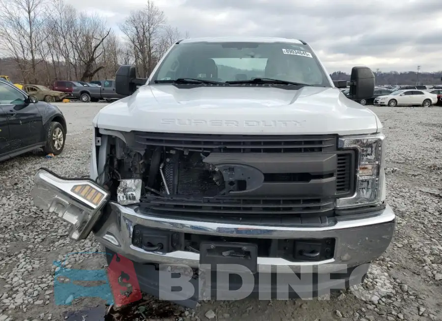 1FT7W2B68JEB04718 Photo# 5