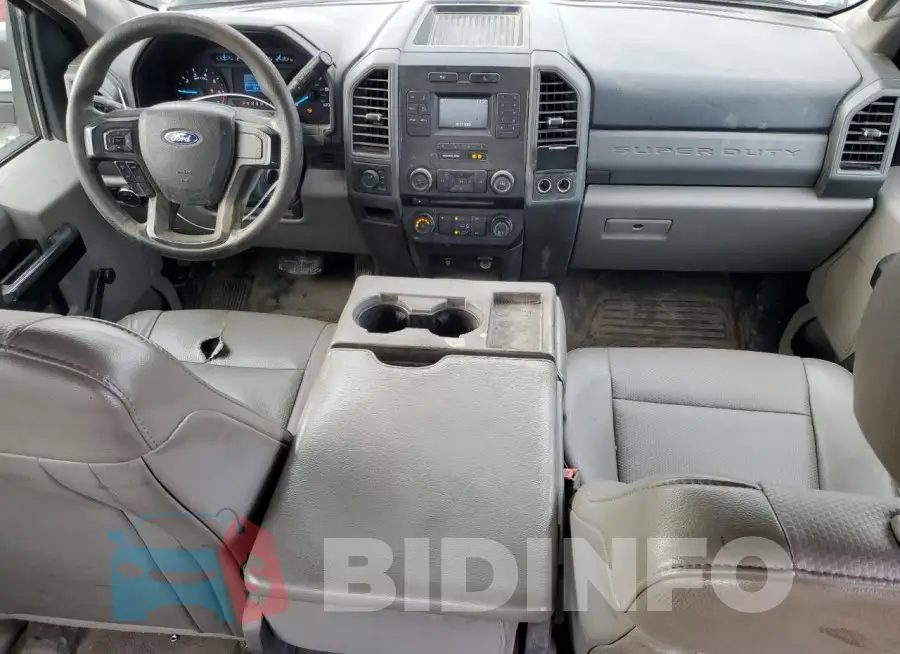 1FT7W2B68JEB04718 Photo# 8