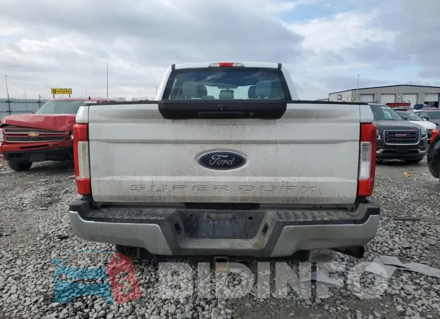 1FT7W2B68JEB04718 Photo# 6