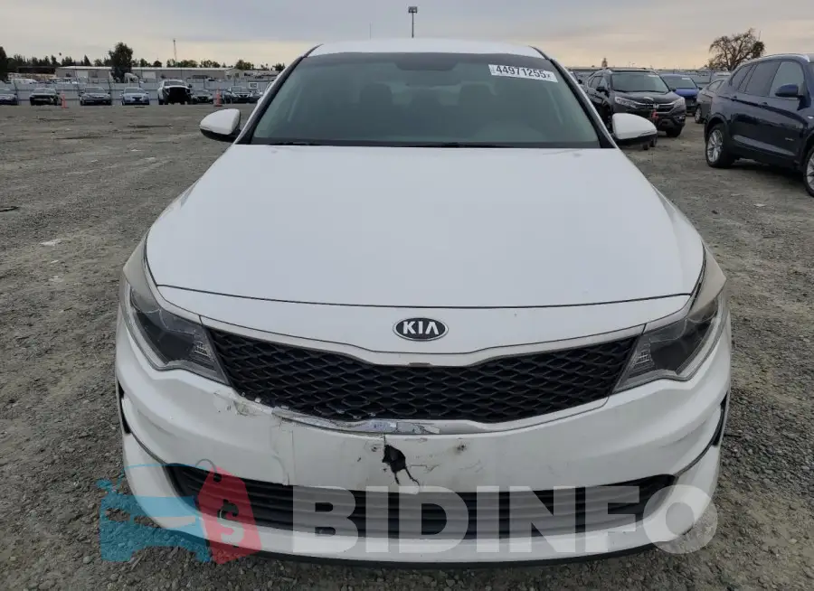 5XXGT4L33JG196907 Photo# 5