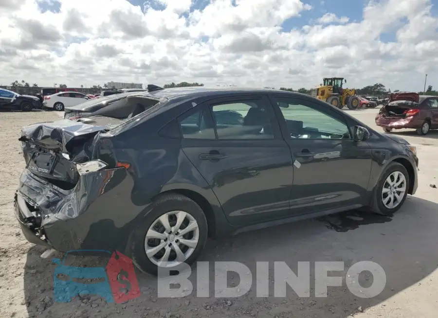 5YFB4MDE3SP246057 Photo# 3