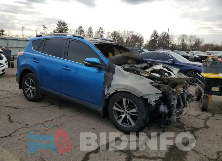 JTMRFREV1HJ161347 Photo# 4