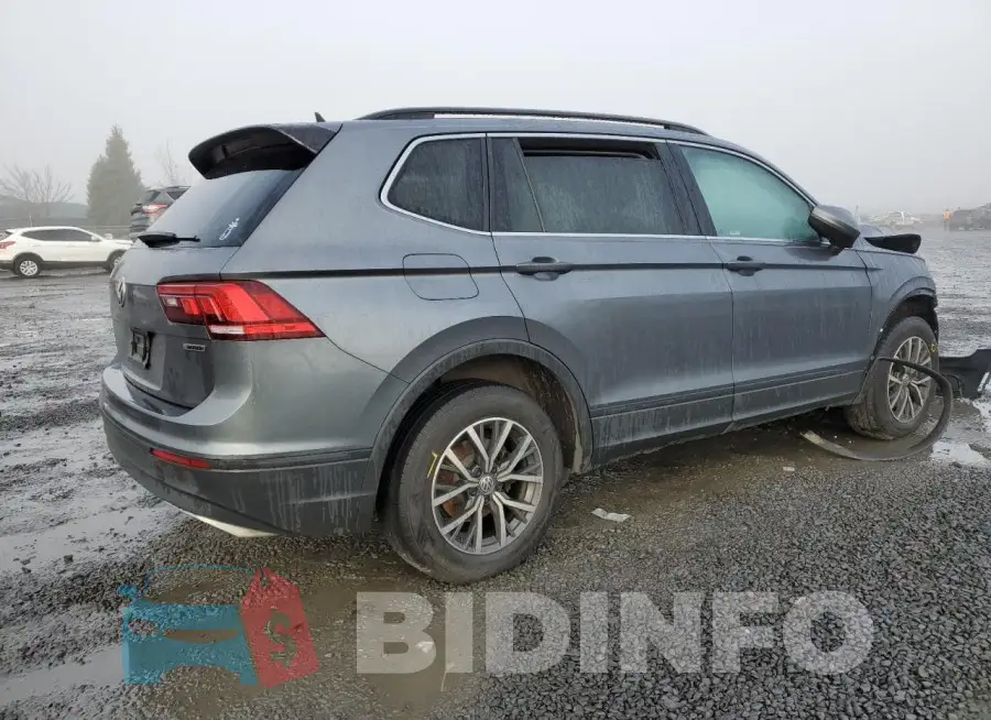 3VV2B7AX2KM191221 Photo# 3