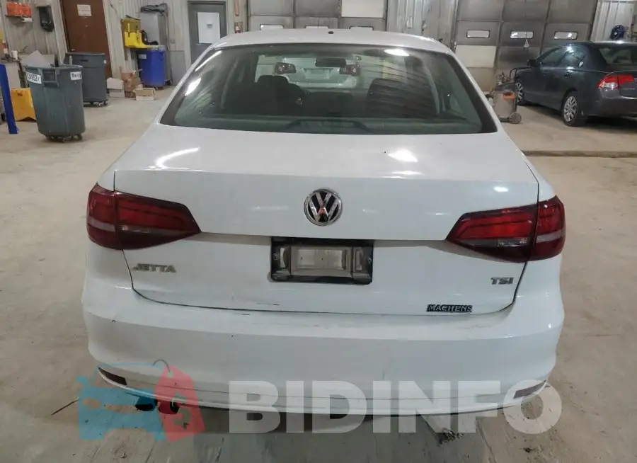 3VW167AJ9GM319209 Photo# 6