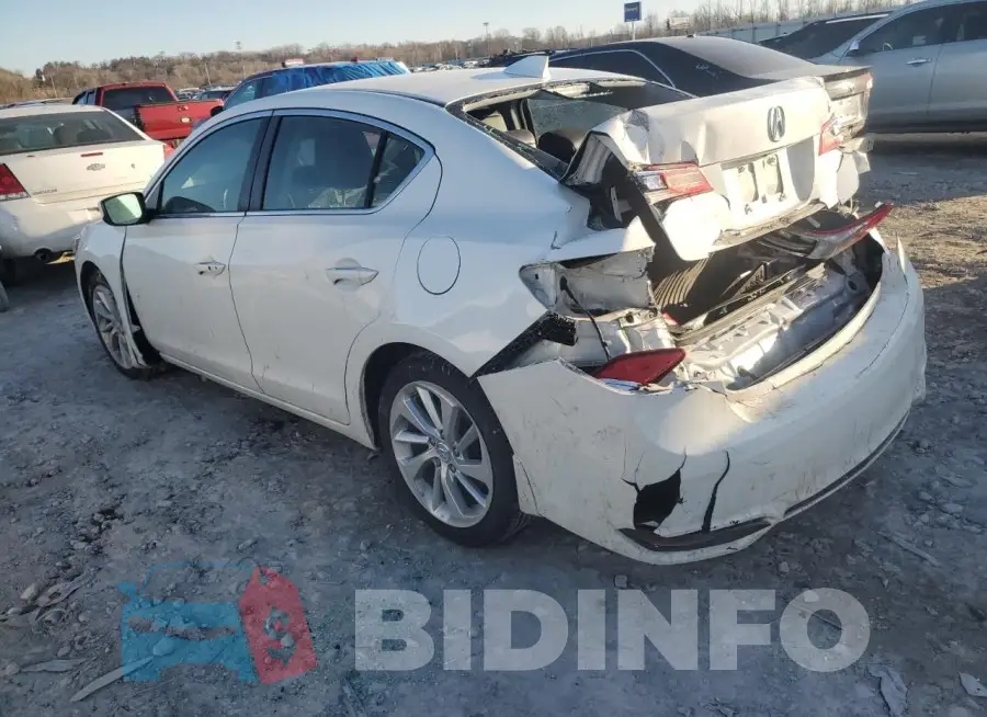 19UDE2F78JA005804 Photo# 2
