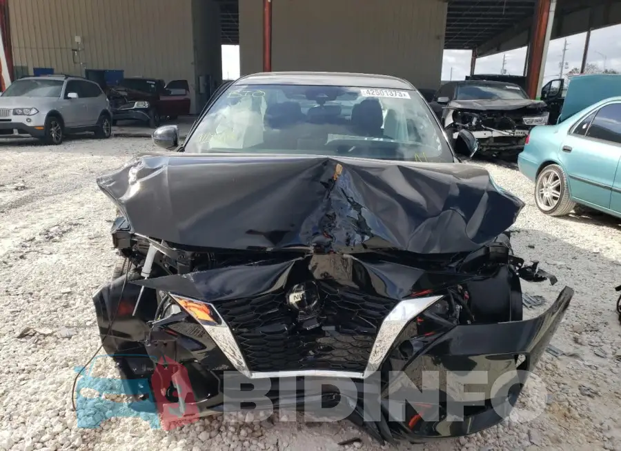 3N1AB8CV9NY318414 Photo# 5