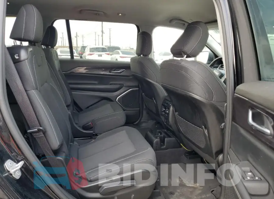1C4RJKAG9N8545845 Photo# 11