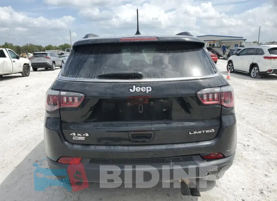 3C4NJDCB8KT661384 Photo# 6
