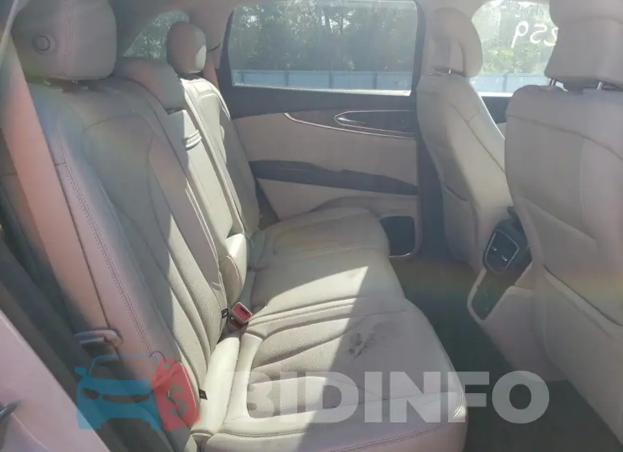 2LMPJ6L9XKBL57115 Photo# 11