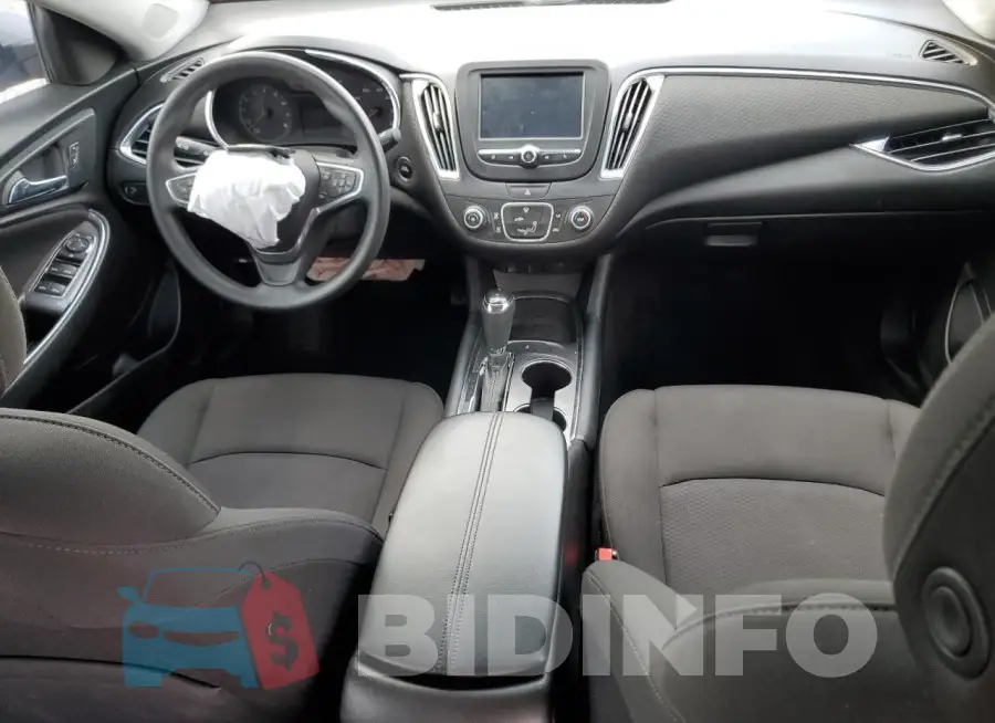 1G1ZD5ST4JF181143 Photo# 8