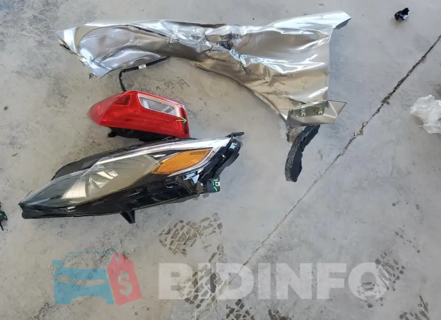 1G1ZG5ST3SF150782 Photo# 12
