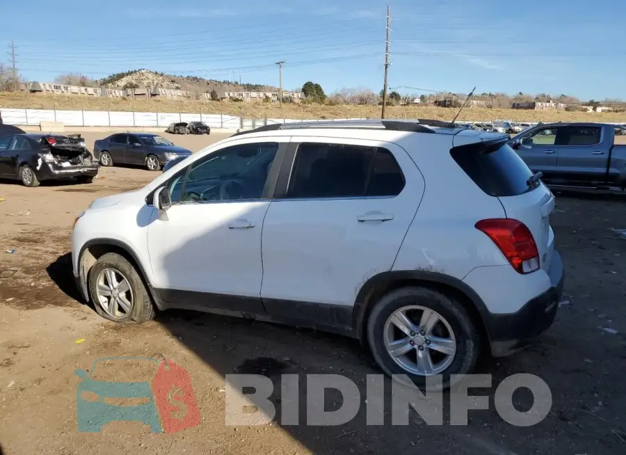 3GNCJLSB1GL275181 Photo# 2