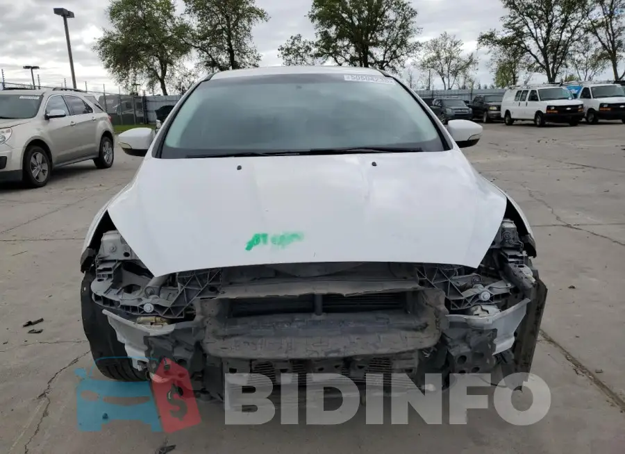 1FADP3F24HL285566 Photo# 5