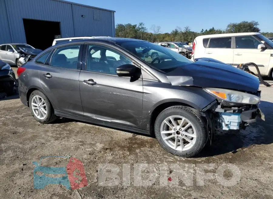 1FADP3F26HL315456 Photo# 4