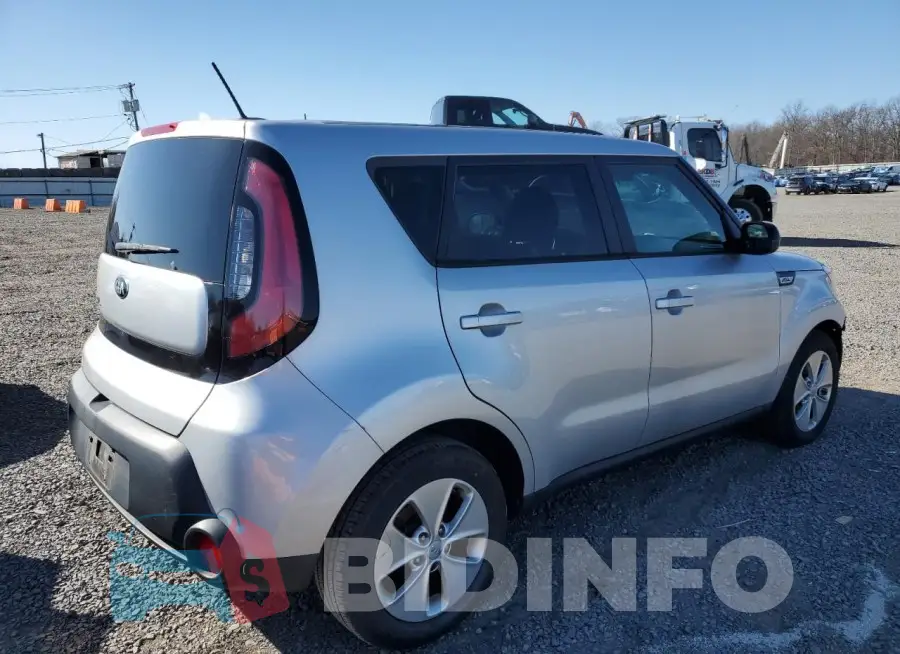 KNDJN2A27G7828663 Photo# 3