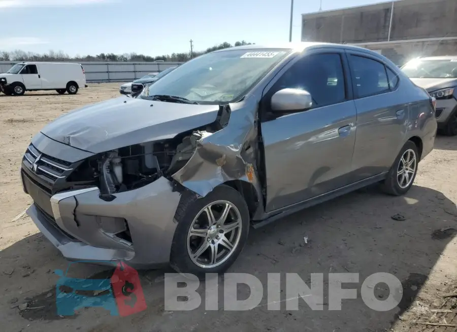 ML32FUFJ4NHF06010 Photo# 1