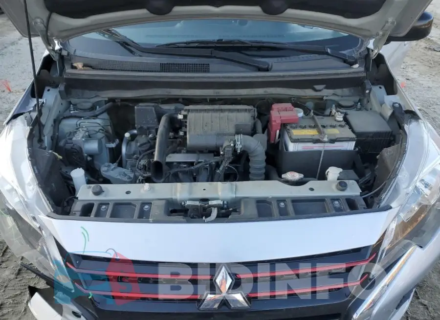ML32FUFJ9NHF06035 Photo# 11