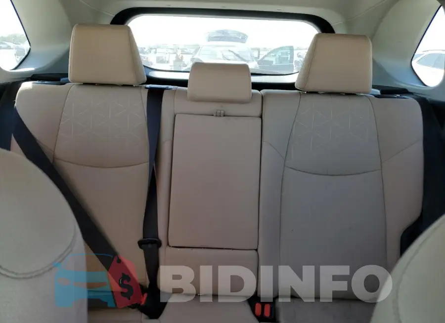 JTMW1RFVXLD042638 Photo# 10
