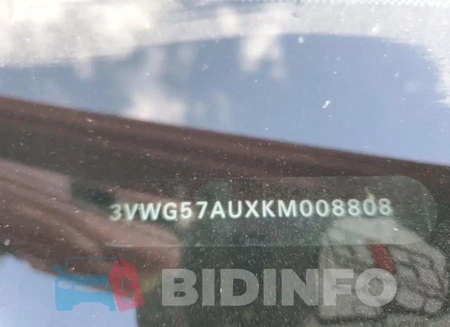 3VWG57AUXKM008808 Photo# 12