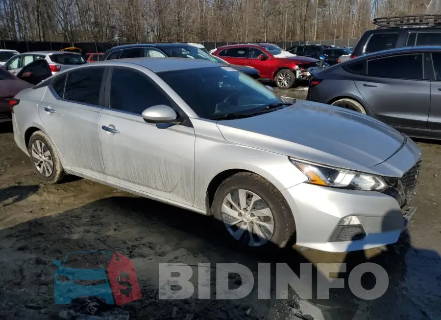 1N4BL4BV1LC155276 Photo# 4