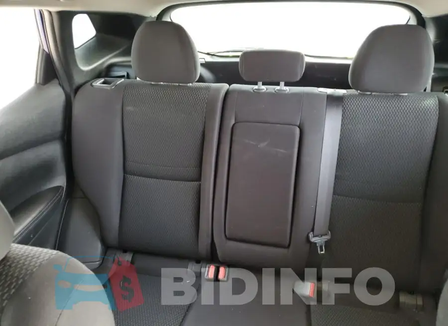 JN1BJ1CP4HW007033 Photo# 10
