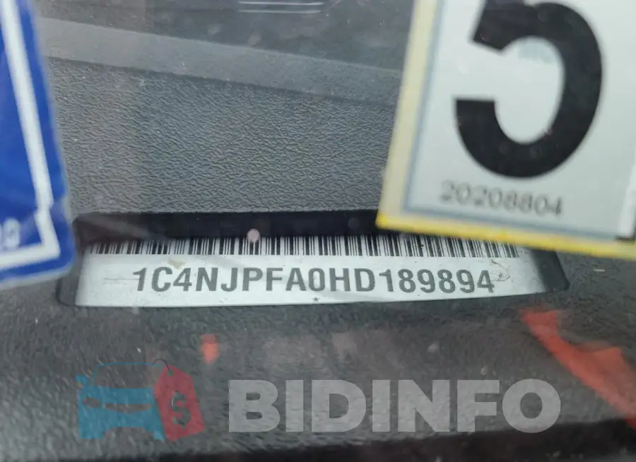1C4NJPFA0HD189894 Photo# 14