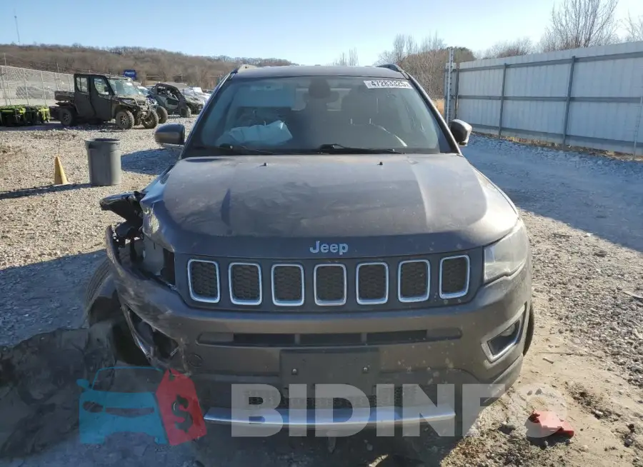 3C4NJDCB1LT153372 Photo# 5