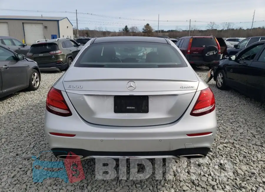 WDDZF4KB6HA105584 Photo# 6