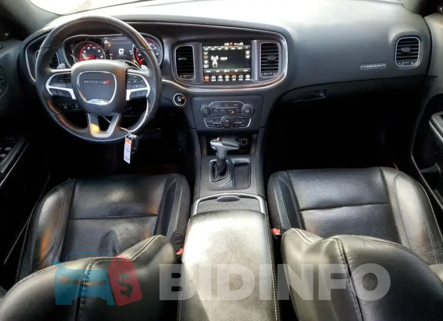 2C3CDXJG2JH189421 Photo# 8
