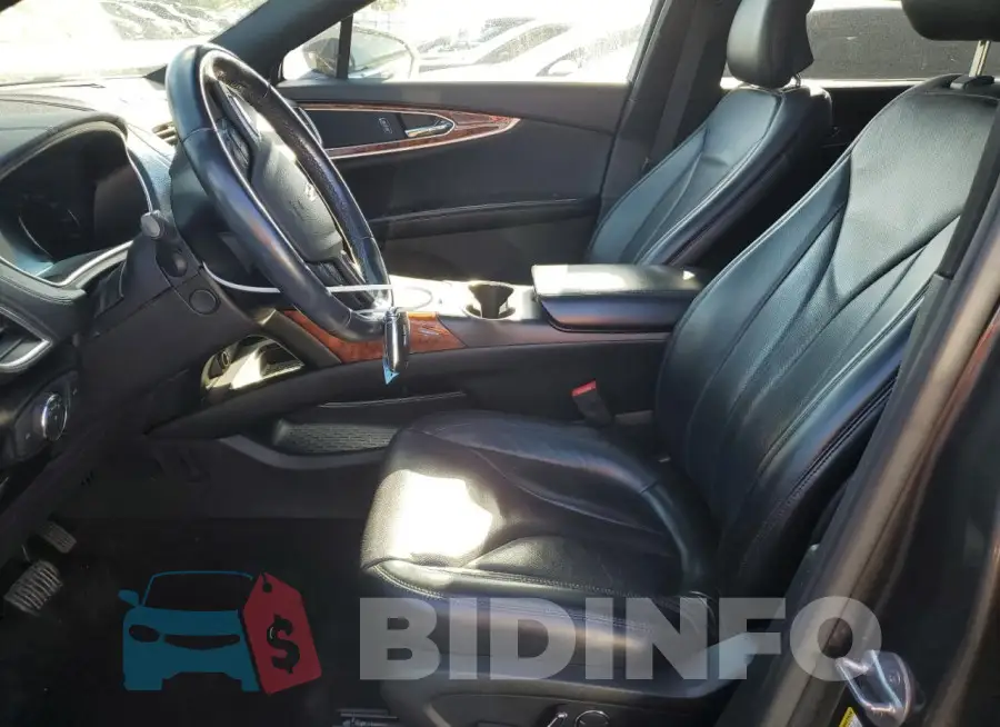 2LMPJ8LR6JBL42282 Photo# 7