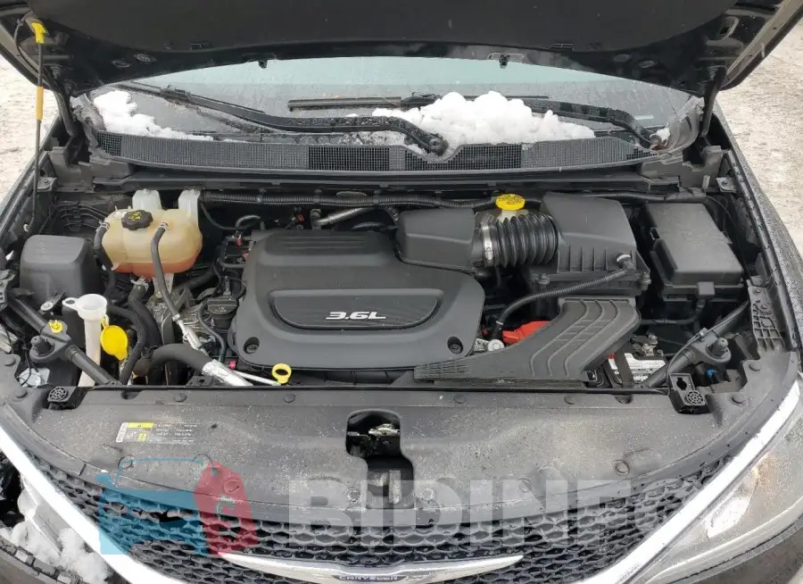 2C4RC1EG1HR653352 Photo# 12
