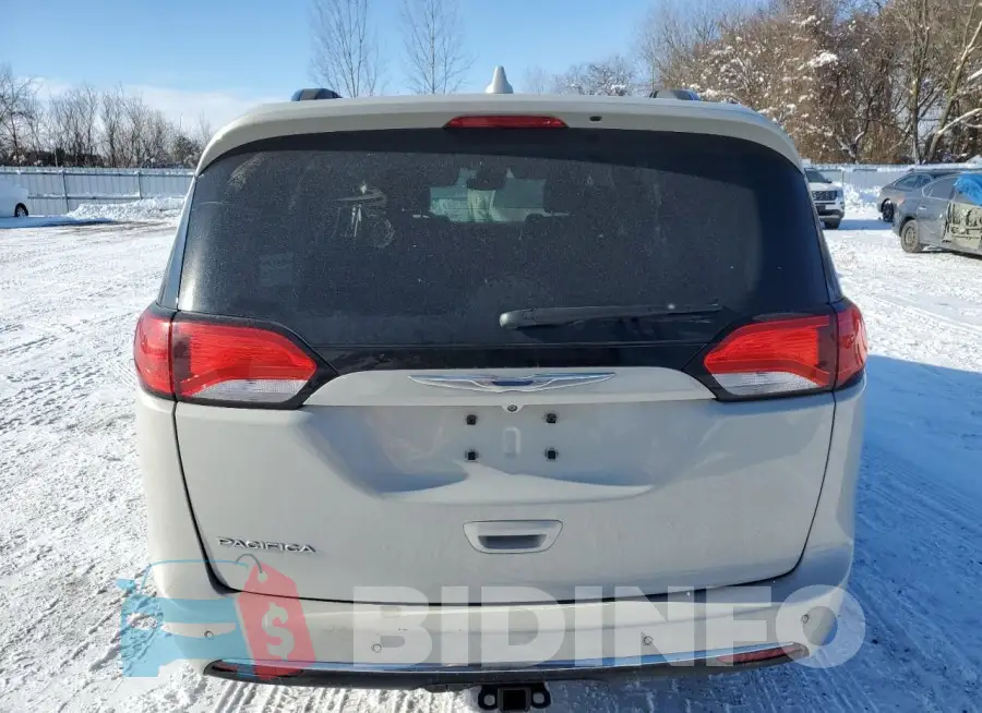 2C4RC1EG9HR812439 Photo# 6