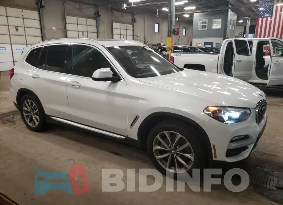 5UXTR7C53KLR49786 Photo# 4