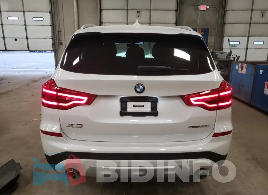 5UXTR7C53KLR49786 Photo# 6